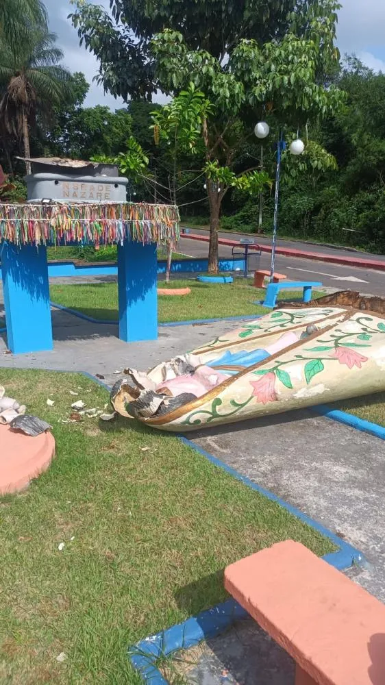 Ato de vandalismo destrói imagem de Nossa Senhora de Nazaré na Vila do Apeú, em Castanhal