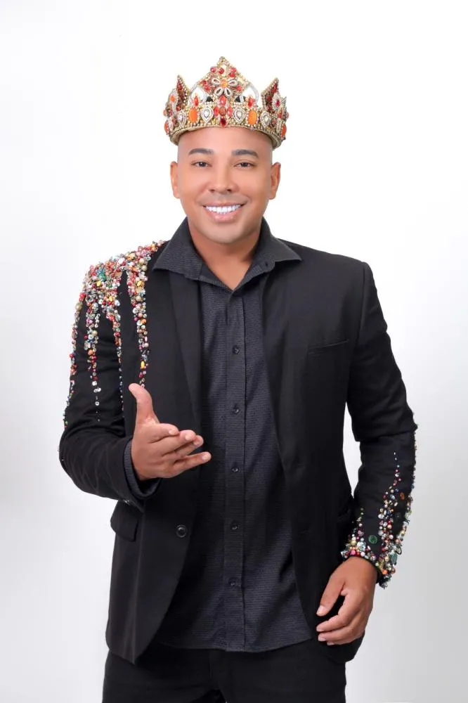 Joelson Pantoja entrega espetáculo que emociona e eterniza o brega no coração do Pará