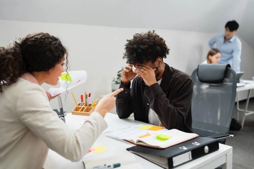 Saúde mental vira prioridade urgente nas empresas após recorde de afastamentos