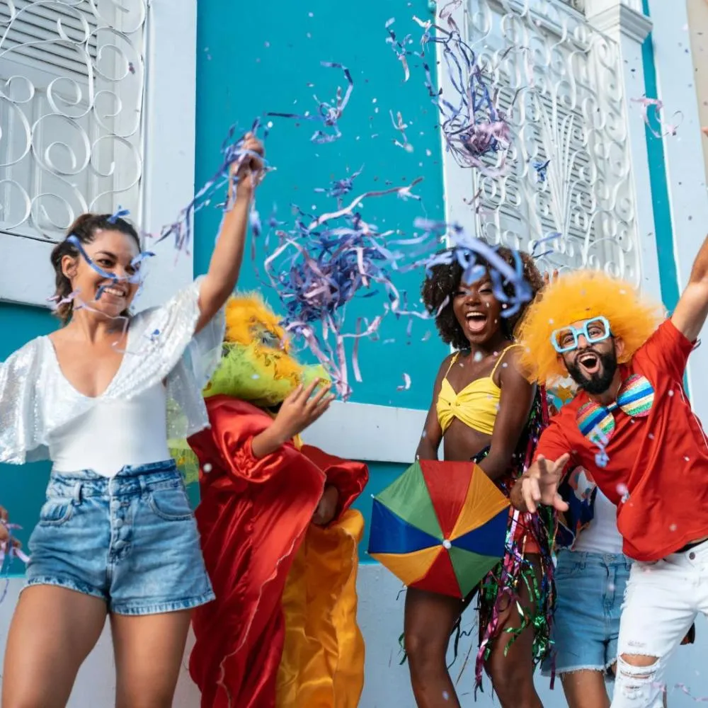 Saúde Íntima e Bucal: O que você precisa saber antes de cair na folia